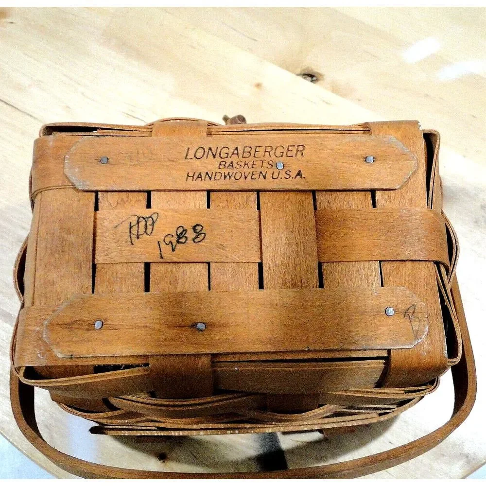 LONGABERGER VINTAGE 1994 HEARTLAND SMALL PURSE BASKET W/LID HAND PAINTED Brittan